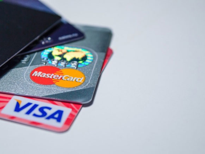 điều kiện làm thẻ tín dụng
